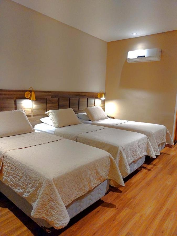 Guess Hotel & Motel 瓜卢流斯 外观 照片