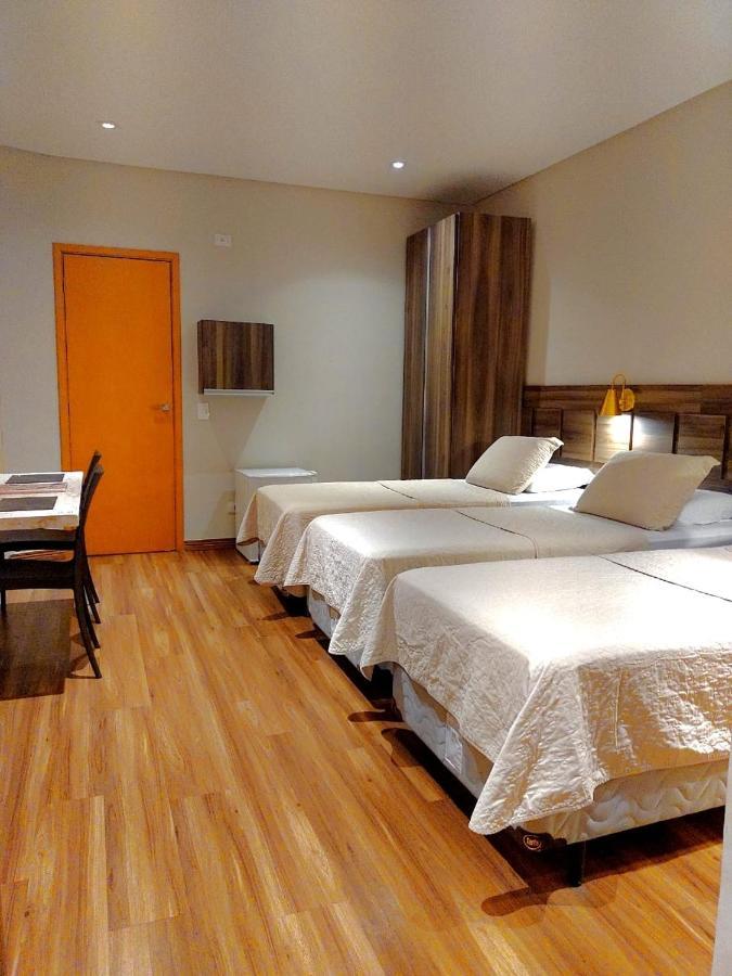 Guess Hotel & Motel 瓜卢流斯 外观 照片